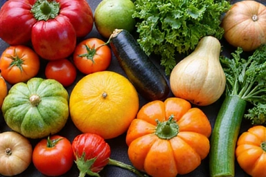 Various fresh clinical nutrition ingredients like vegetables and fruits.